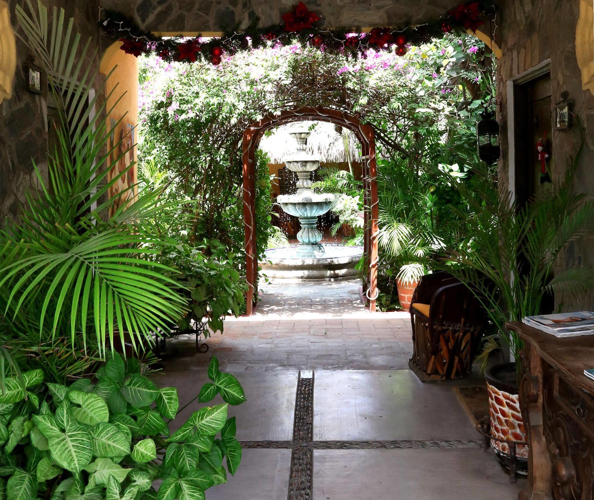 The Mexican Inn Кабо-Сан-Лукас Экстерьер фото